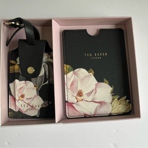 Ted Baker Passport and Luggage Tag Gift set New in Box